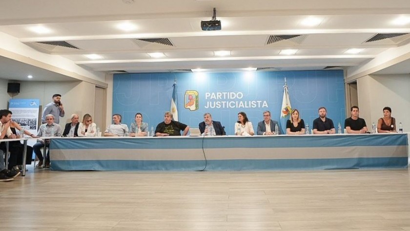 El Consejo Nacional del PJ se reunió para definir una 